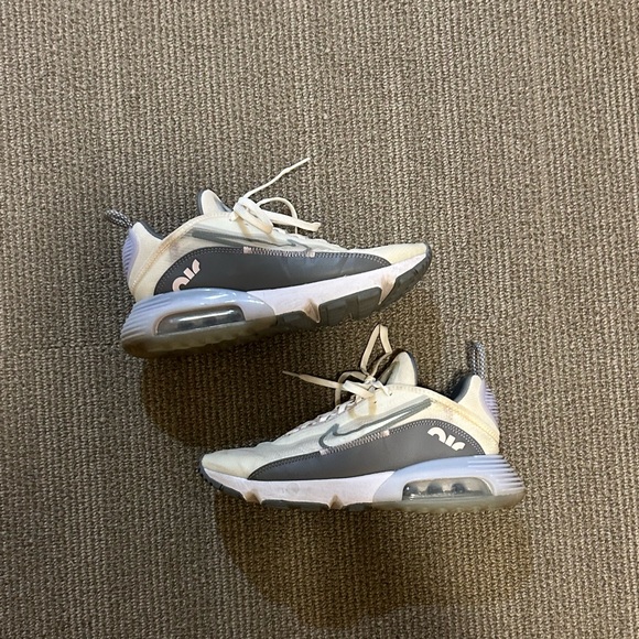 Nike Air Max 2090 - Picture 2 of 8